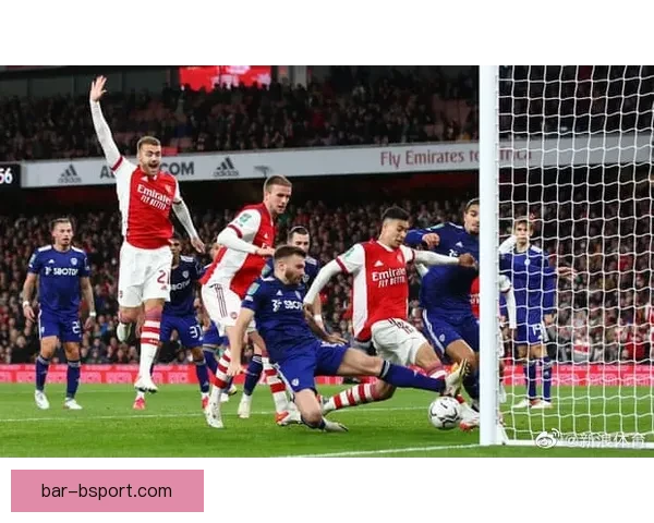 恩博洛世界杯精彩破门力助球队击溃祖国喀麦隆防线